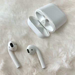 Apple AirPods